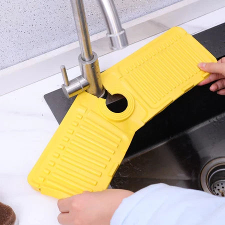 MetClean - Protetor de Torneira Com Drenagem Automática
